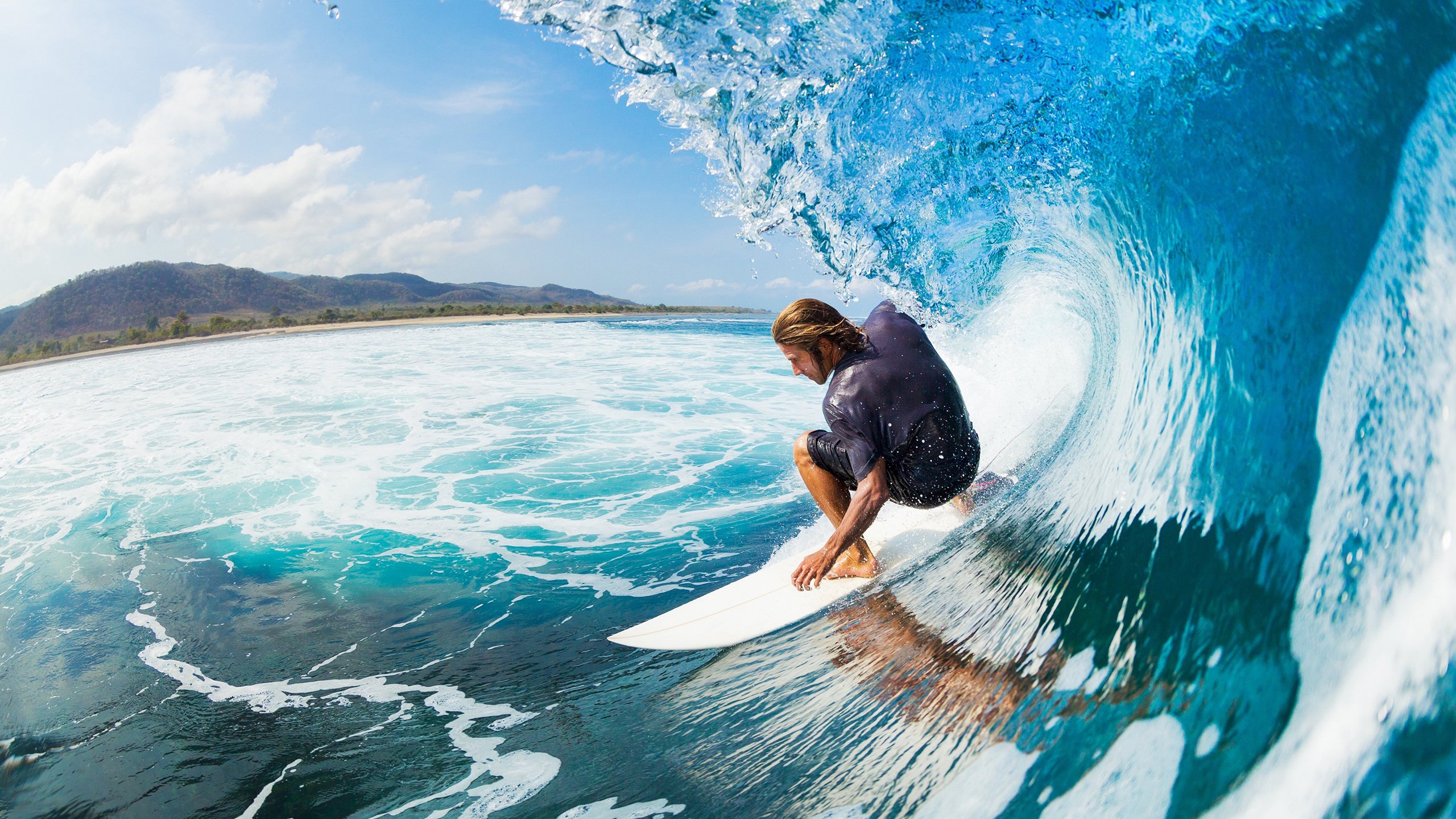 恩比德谈对内线防守的重视不容忽视，恩比德谈主场优势